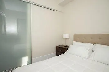 Life Suites Loft - Cn Tower 토론토 캐나다